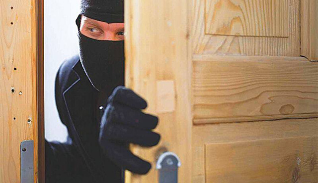 سرقت با شکست حرز در بیمه نامه به چه معناست ؟